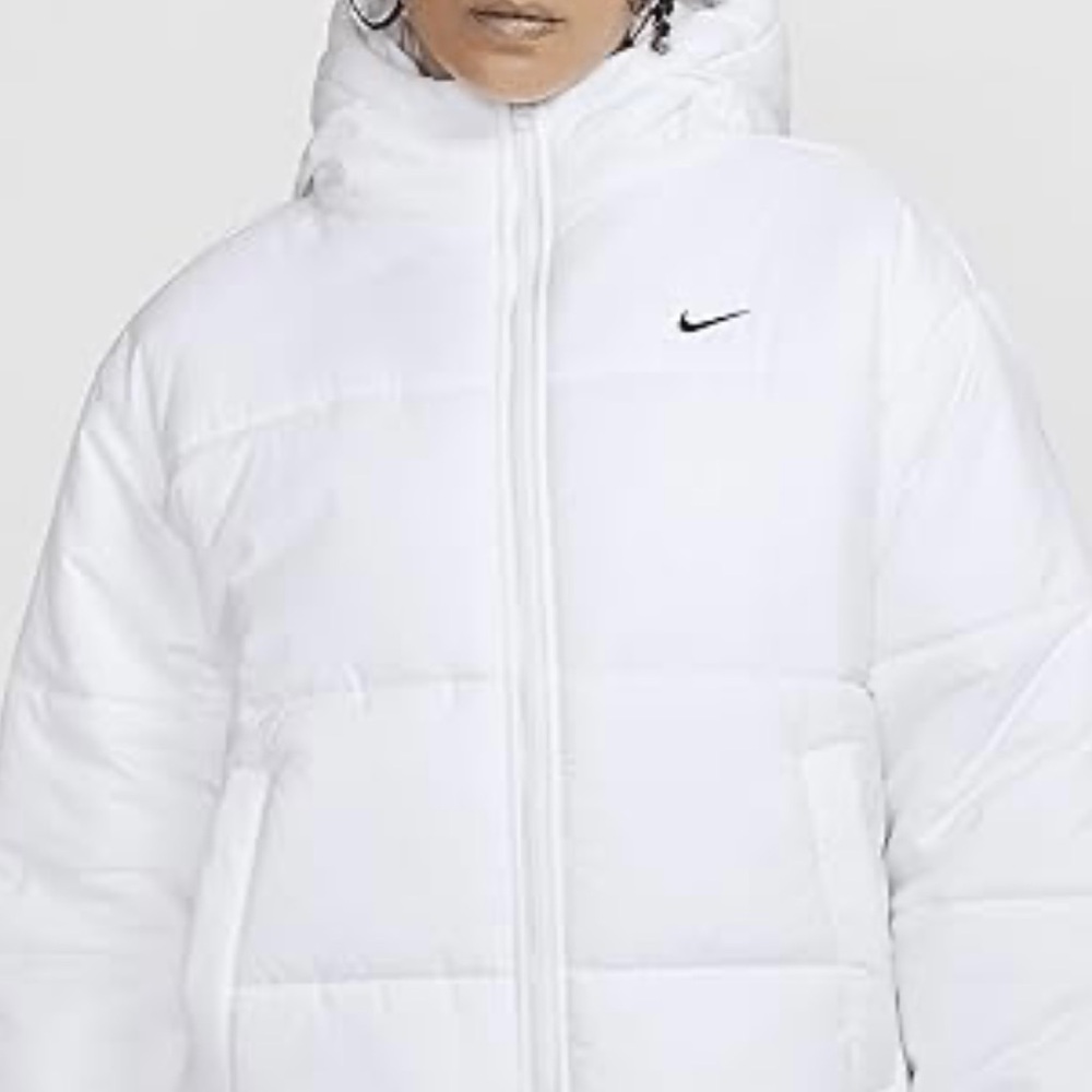 Nike Women’s White Puffer Jacket | Hooded Winter Coat NWT Size XS